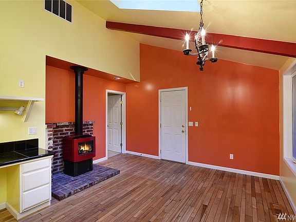 5th image of 9553 NE Daniel Ct