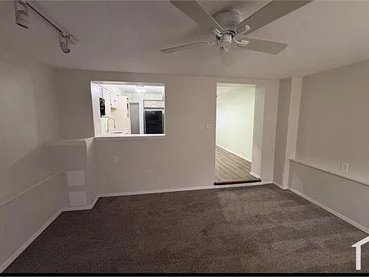 917 Elton Ave