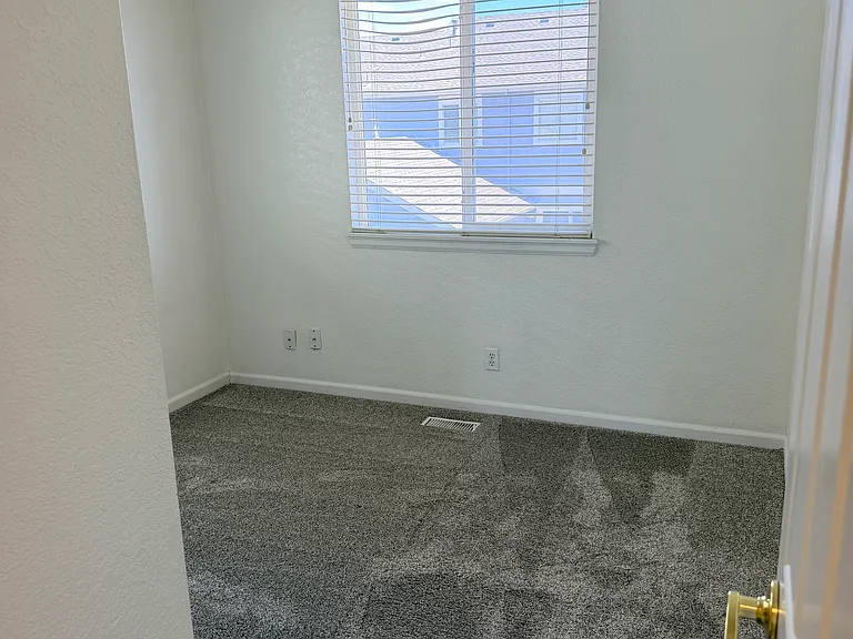 1722 Depew St — Photo 17
