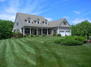 95 Pleasant St, Southampton, MA 01073
