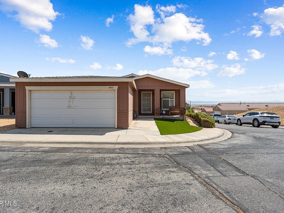 1st image of 2440 Sunset Ridge Dr