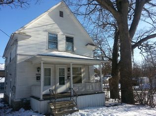 703 Loomis St, Jackson, MI 49202