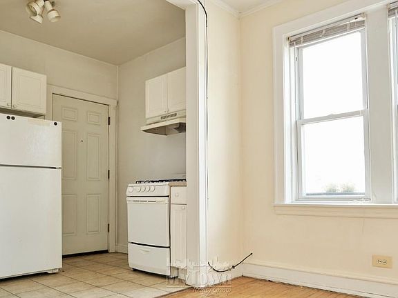 4th image of 4522 N Damen Ave APT 2A
