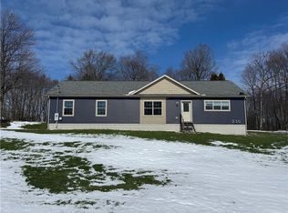 230 Grandview Rd, Acme, PA 15610