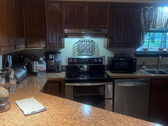 3rd image of 66300 E 253rd Rd