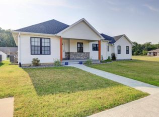 320 Crossroads Ave, Camanche, IA 52730