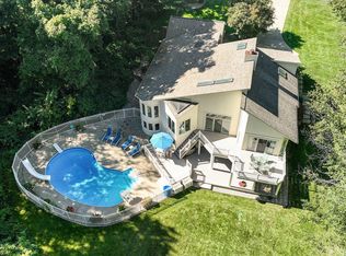 94 Naples Ct, Kalamazoo, MI 49009