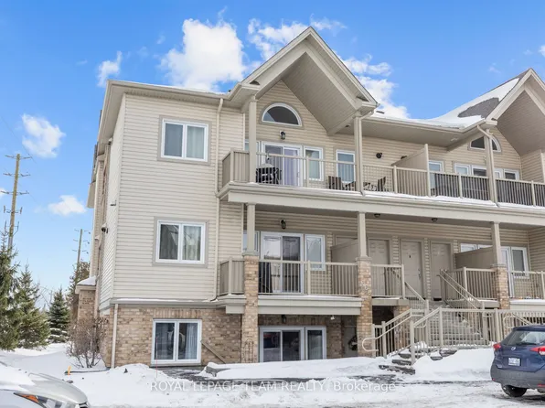 366 Wood Acres Grv #54, Ottawa, ON K1T 0M7