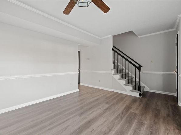 1 Penn Cir UNIT B