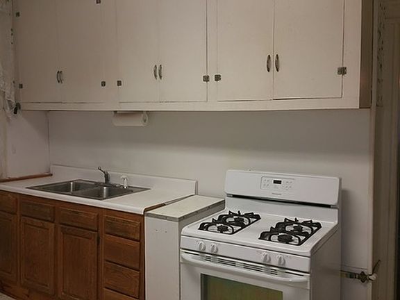 4th image of 24 Union St