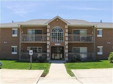 1st image of 10365 Glenway Dr APT 202