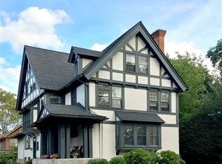 282 Barrington St, Rochester, NY 14607