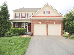 18822 Pier Trail Dr, Triangle, VA 22172