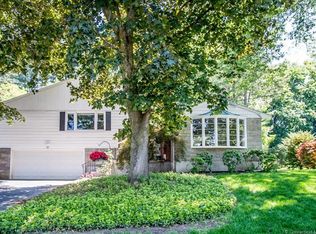 24 Bainton Rd, West Hartford, CT 06117