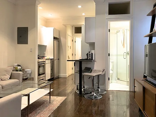 Rented by Dallien Realty Limited Liability Company | media 43