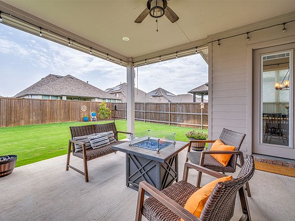 2nd image of 1408 Arrowwood Dr