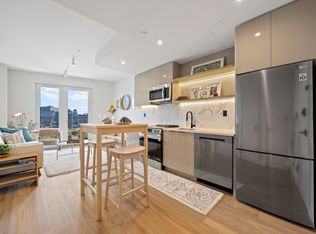 16 West St #514, Brooklyn, NY 11222