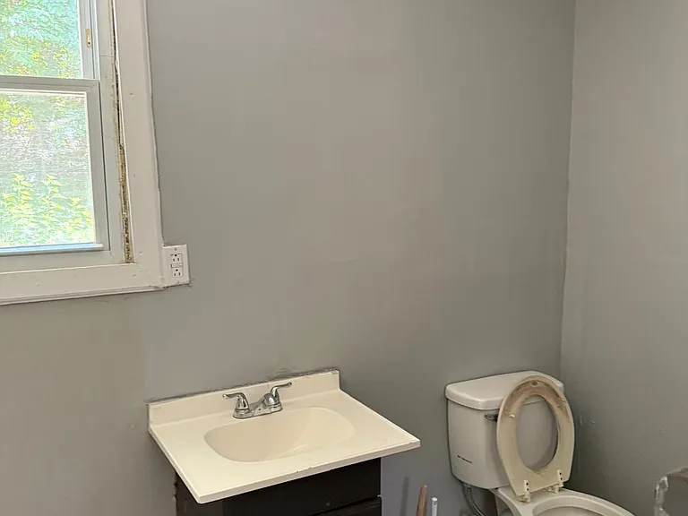 316 Stockton St — Photo 24