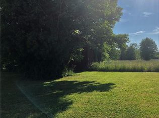 12630 Reed Rd, Grafton, OH 44044