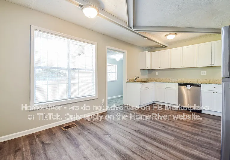 18 Westgate Park Dr — Photo 5
