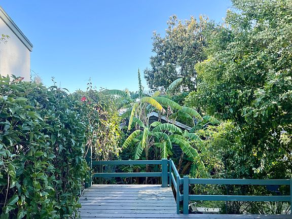 2nd image of 1819 N Sierra Bonita Ave