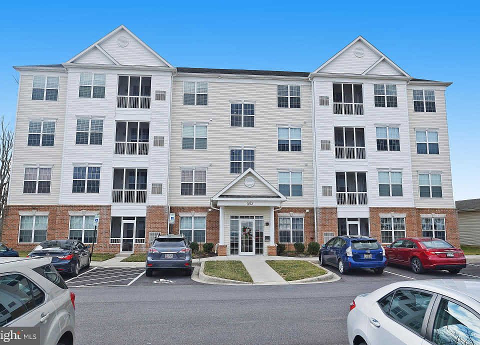 1st image of 1813 Selvin Dr Unit 104