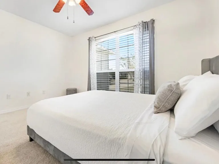 7689 Chablis Cir — Photo 12
