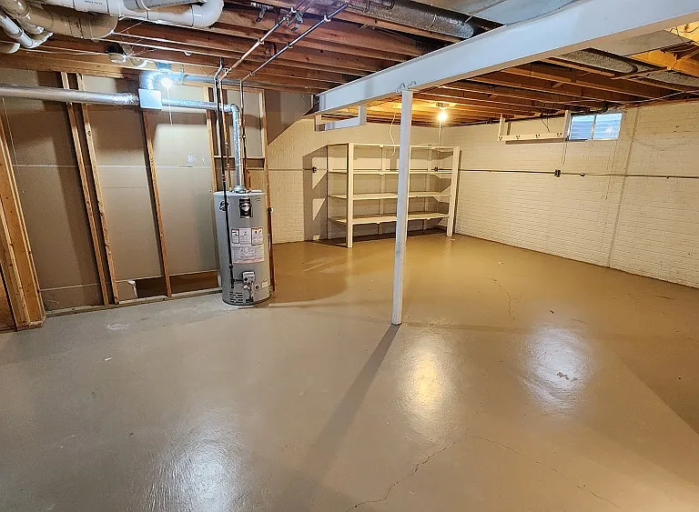 3 bedroom Ranch — Photo 23