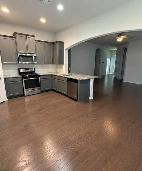 13505 Mariscan St — Photo 3