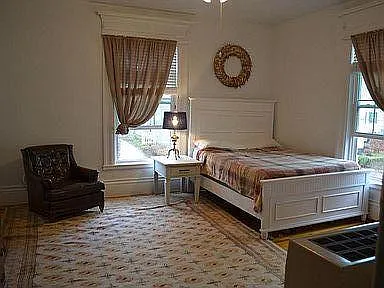 18 Munjoy St #1 — Photo 1