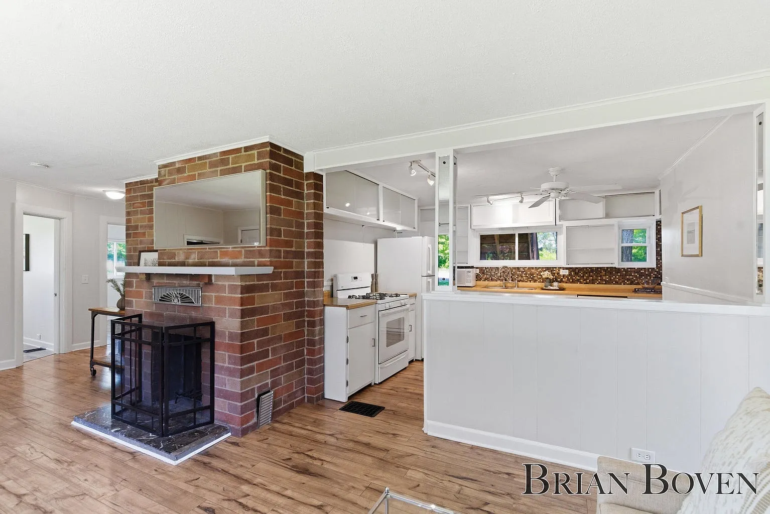 3 bed, 1070 sqft, $2,395 — Photo 1