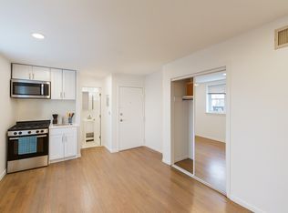 253 3rd St #1B, Hoboken, NJ 07030