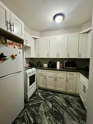 Rented by REAL New York | media 5