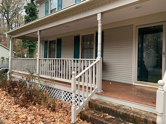3rd image of 107 Accomac Turning