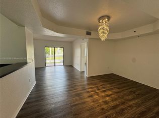 9300 Fontainebleau Blvd #E201, Miami, FL 33172