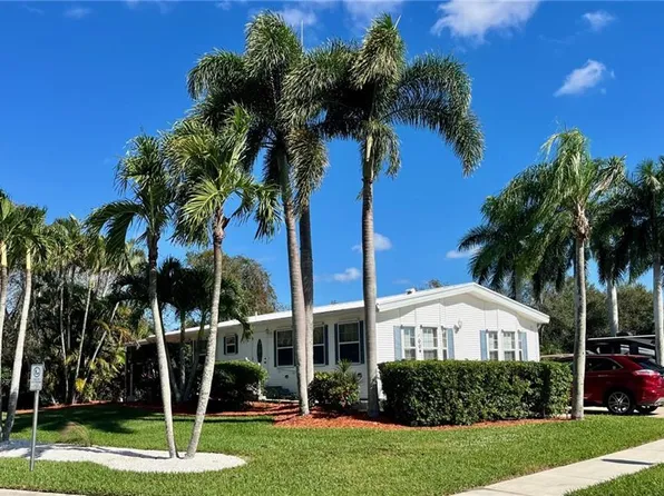 1004 Diamond Lake CIR, NAPLES, FL 34114