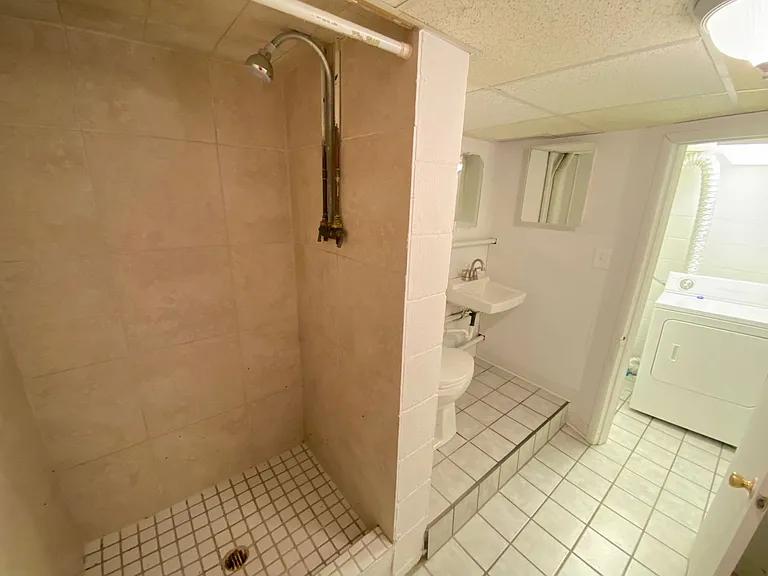 W 10th Ave 39-41 BSS — Photo 13