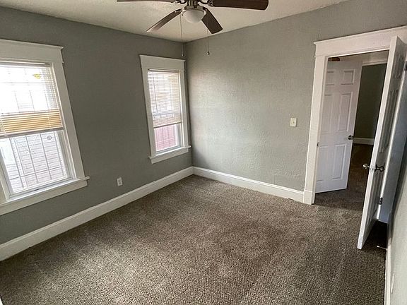 4th image of 3618 Roberts St APT B