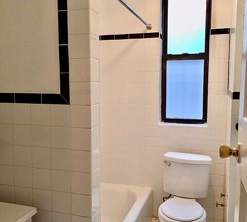 5th image of 8915 102nd St APT C01