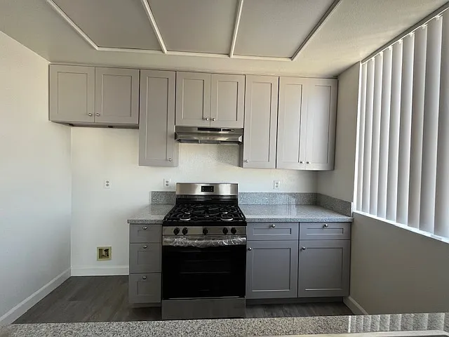 1506 S Bedford St — Photo 2