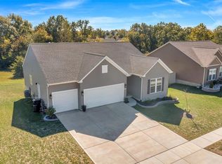 1128 William Penn Dr, Wentzville, MO 63385
