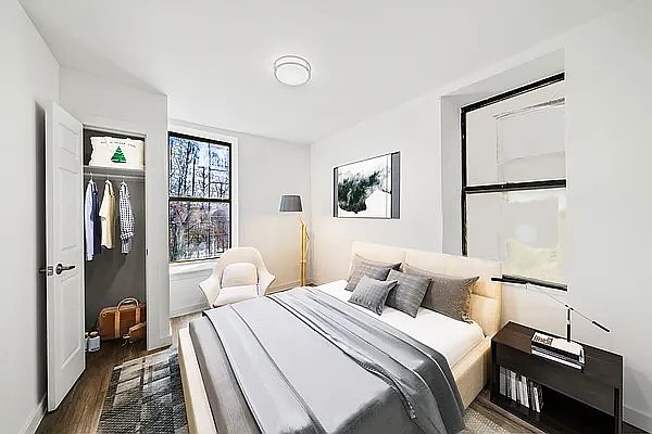 2nd image of 643 Franklin Ave APT 3R
