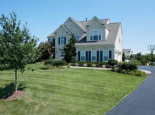 44328 Lord Fairfax Pl, Ashburn, VA 20147