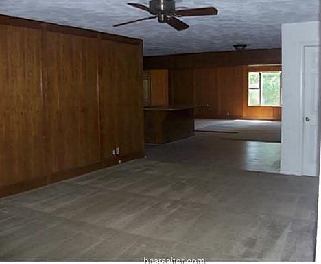 5th image of 2209 Franklin Dr