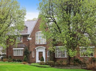 18 Cooper Rd, Scarsdale, NY 10583