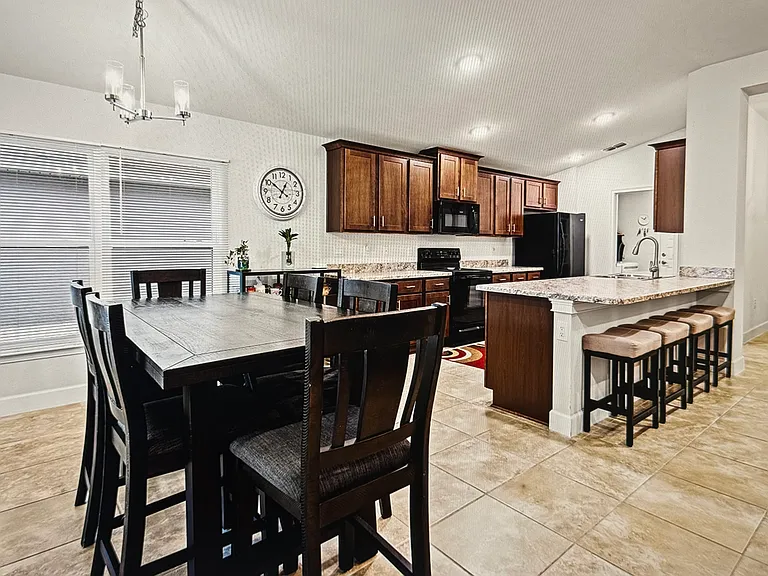 482 Panaro Ln — Photo 10