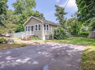 14 Auburn Ave, Wilmington, MA 01887