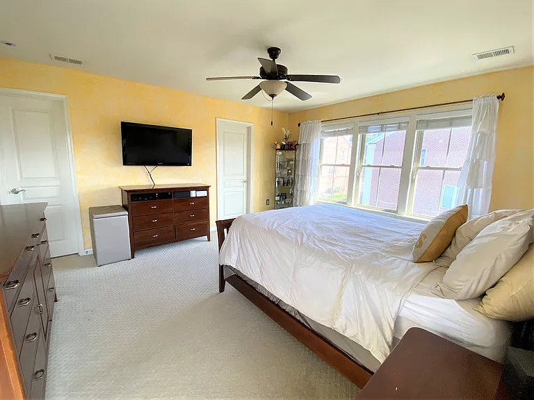 3321 S Kemper Rd — Photo 14