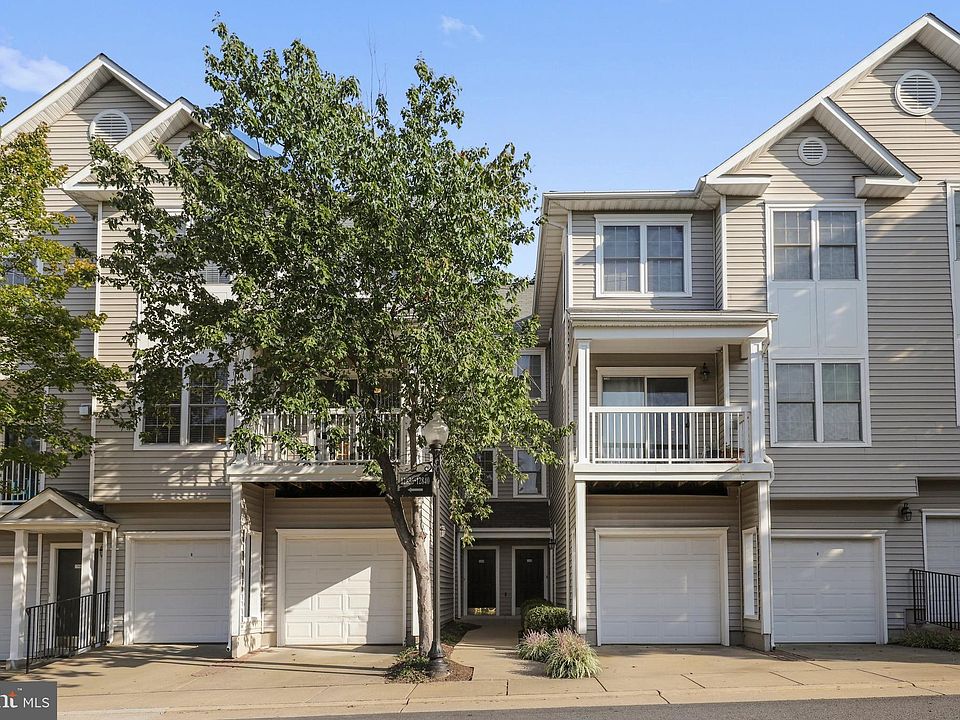 2nd image of 12828 Fair Briar Ln
