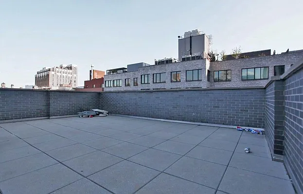 Rented by Metropolitan Property Group | media 38